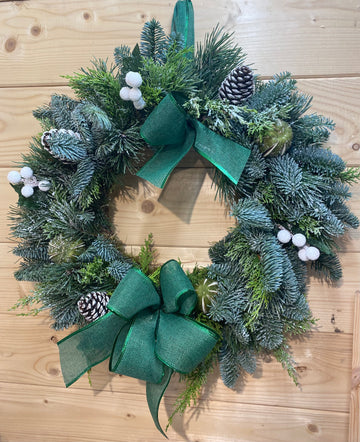 Stylish Emerald wreath