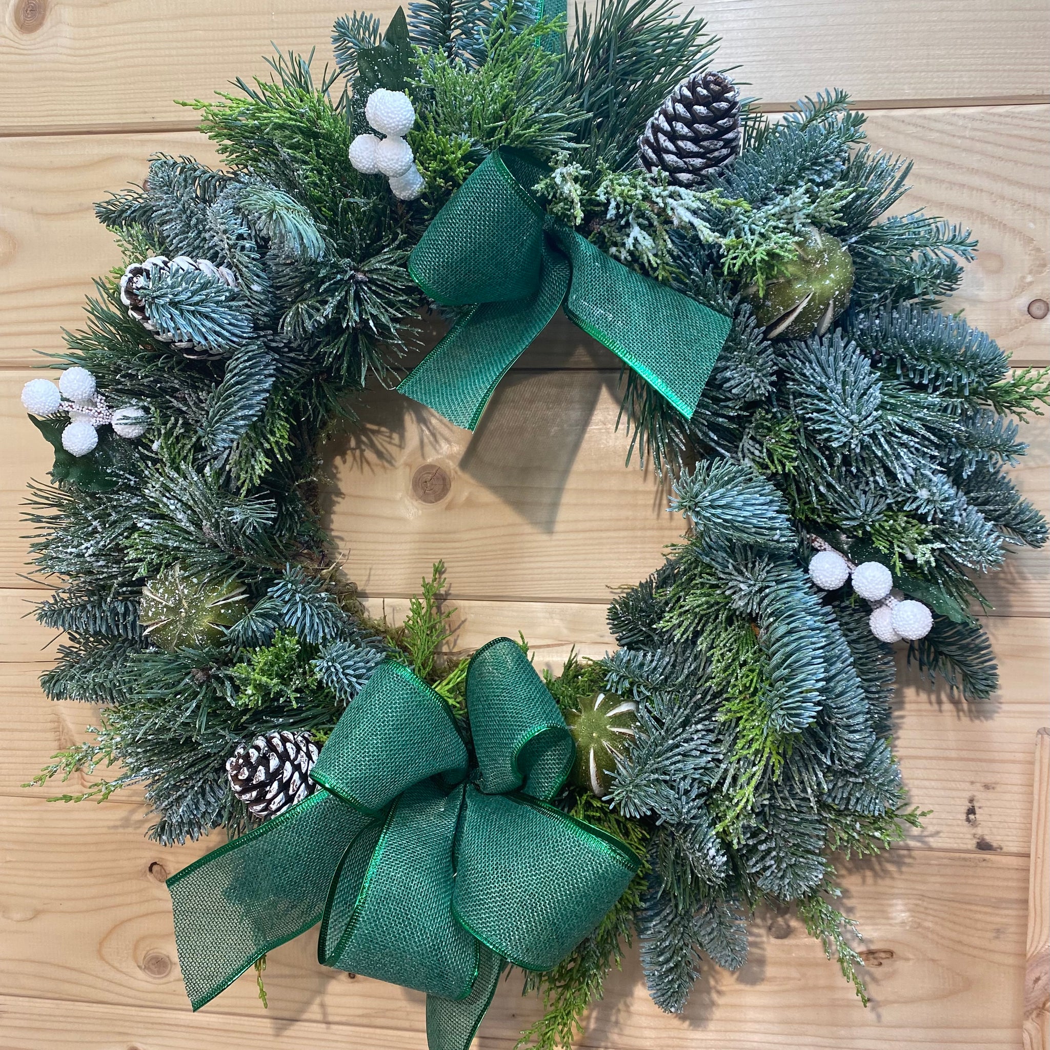 Stylish Emerald wreath
